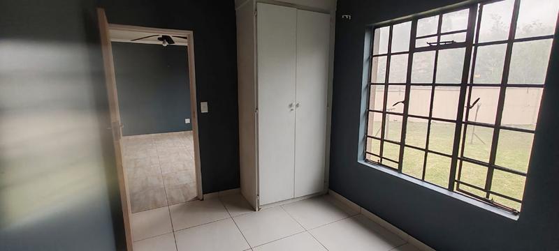 To Let 2 Bedroom Property for Rent in Lindhaven Gauteng