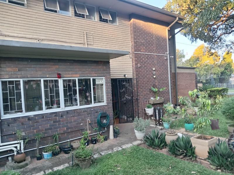 5 Bedroom Property for Sale in Pretoria Gardens Gauteng