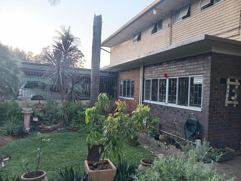 5 Bedroom Property for Sale in Pretoria Gardens Gauteng