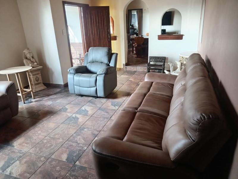 6 Bedroom Property for Sale in Pretoria Gardens Gauteng