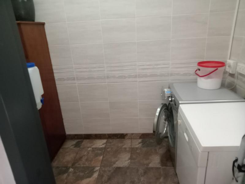 6 Bedroom Property for Sale in Pretoria Gardens Gauteng