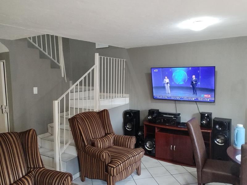 To Let 3 Bedroom Property for Rent in Clubview Gauteng