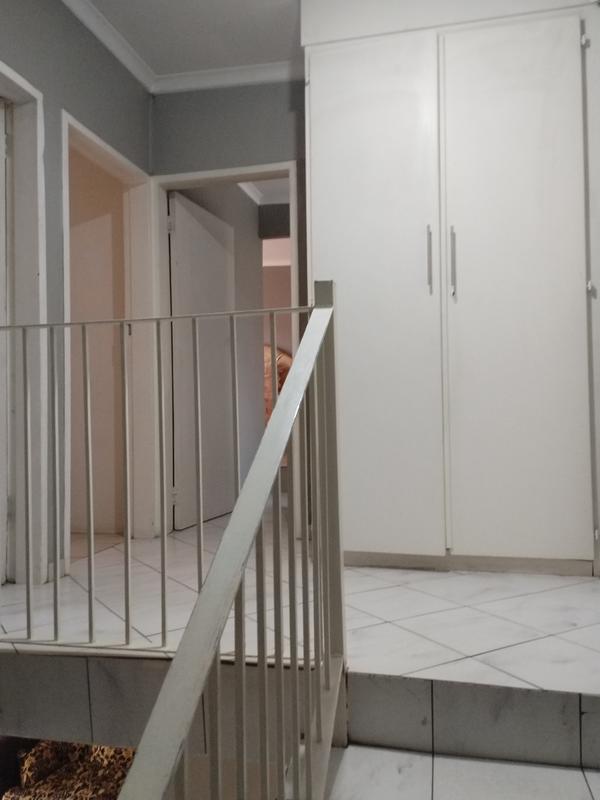To Let 3 Bedroom Property for Rent in Clubview Gauteng