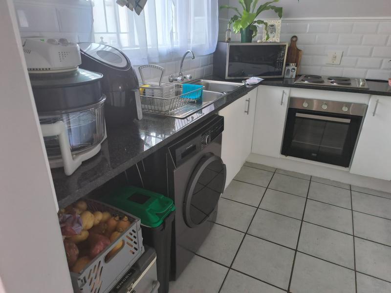 To Let 2 Bedroom Property for Rent in Moreleta Park Gauteng