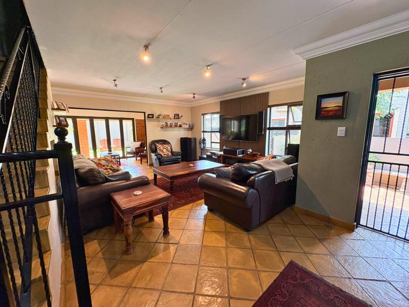 4 Bedroom Property for Sale in Glen Marais Gauteng