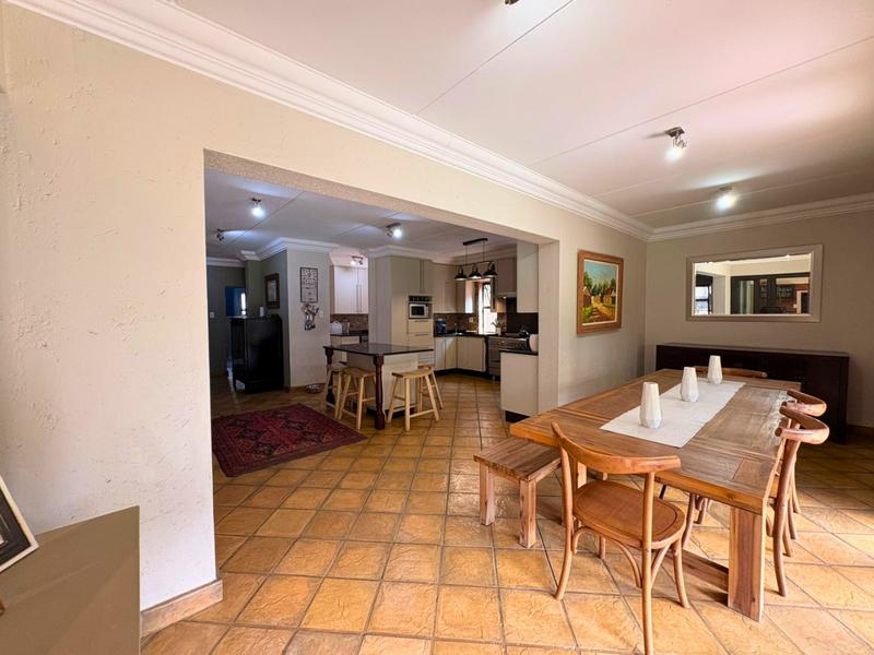 4 Bedroom Property for Sale in Glen Marais Gauteng