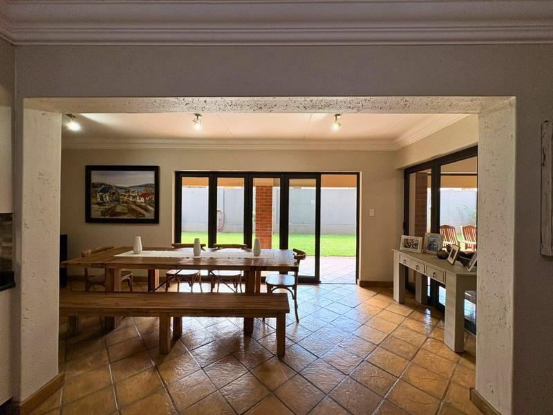 4 Bedroom Property for Sale in Glen Marais Gauteng