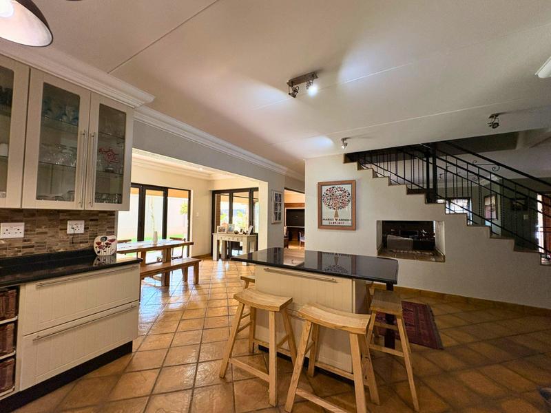 4 Bedroom Property for Sale in Glen Marais Gauteng