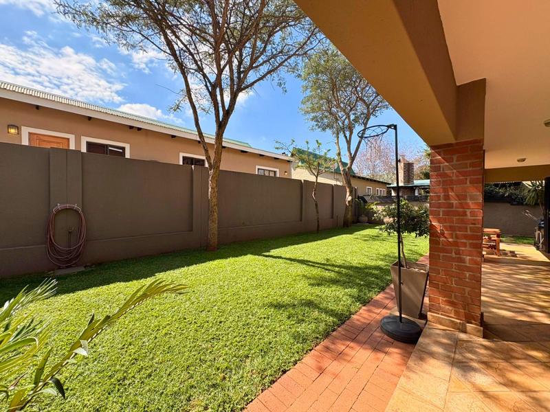4 Bedroom Property for Sale in Glen Marais Gauteng