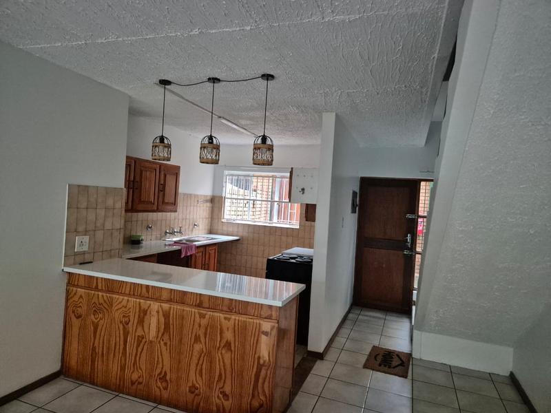 To Let 2 Bedroom Property for Rent in Sunnyside Gauteng