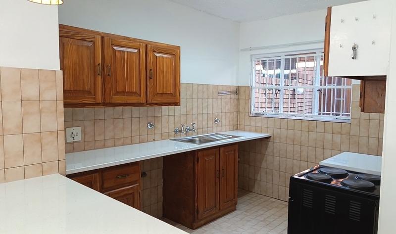 To Let 2 Bedroom Property for Rent in Sunnyside Gauteng