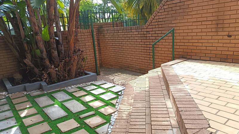 To Let 2 Bedroom Property for Rent in Sunnyside Gauteng
