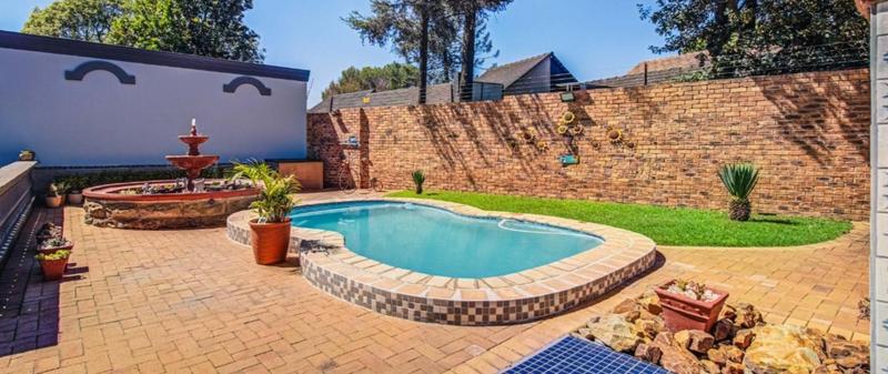 4 Bedroom Property for Sale in Aston Manor Gauteng
