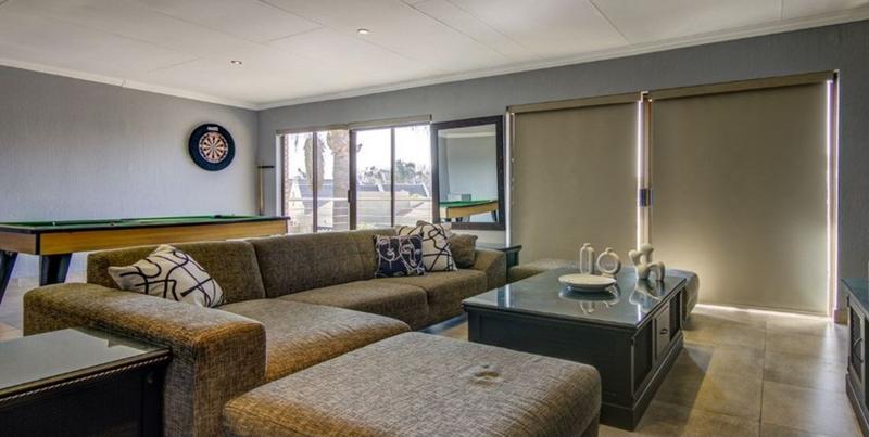 6 Bedroom Property for Sale in Glen Marais Gauteng