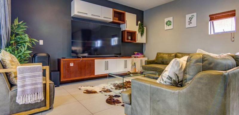 4 Bedroom Property for Sale in Glen Marais Gauteng
