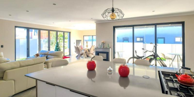 4 Bedroom Property for Sale in Glen Marais Gauteng