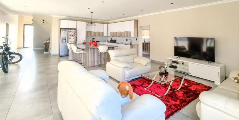 4 Bedroom Property for Sale in Glen Marais Gauteng