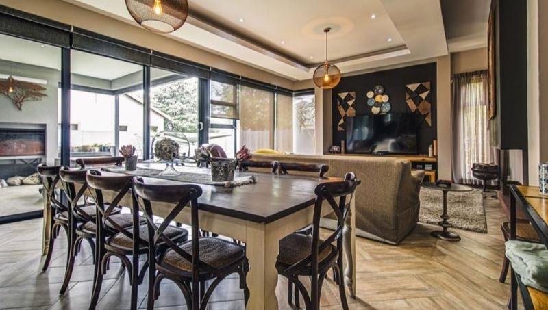 4 Bedroom Property for Sale in Glen Marais Gauteng