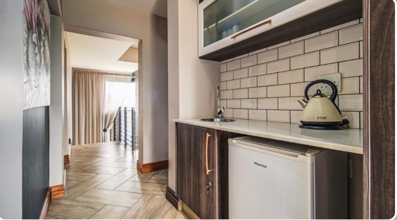 4 Bedroom Property for Sale in Glen Marais Gauteng