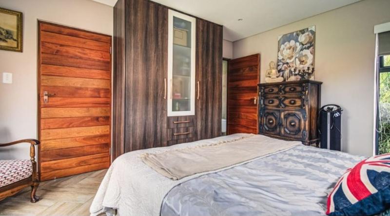 4 Bedroom Property for Sale in Glen Marais Gauteng