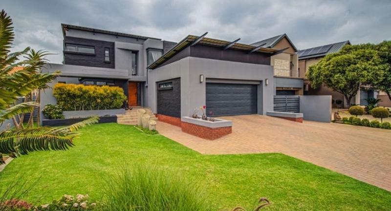 4 Bedroom Property for Sale in Glen Marais Gauteng