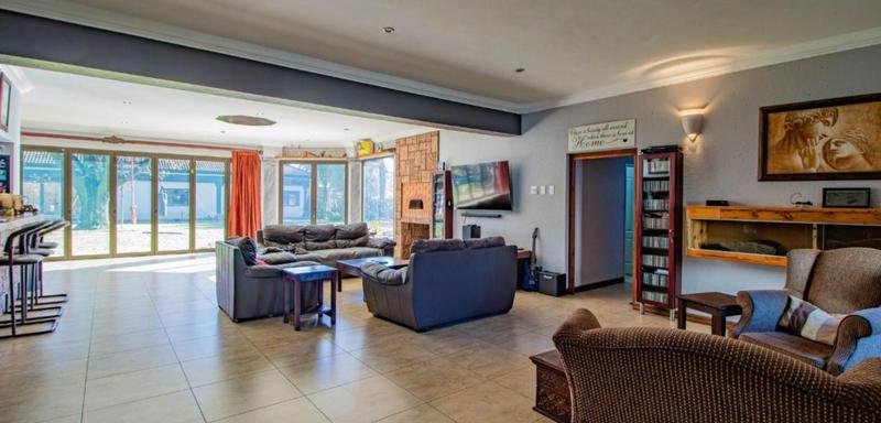 7 Bedroom Property for Sale in Pomona Gauteng