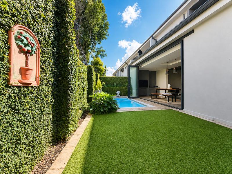 2 Bedroom Property for Sale in Menlo Park Gauteng