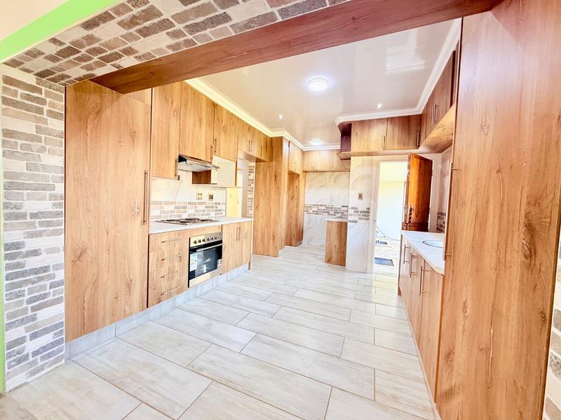4 Bedroom Property for Sale in Three Rivers Gauteng