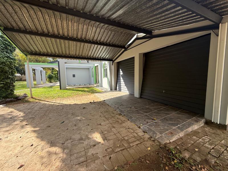 4 Bedroom Property for Sale in Three Rivers Gauteng