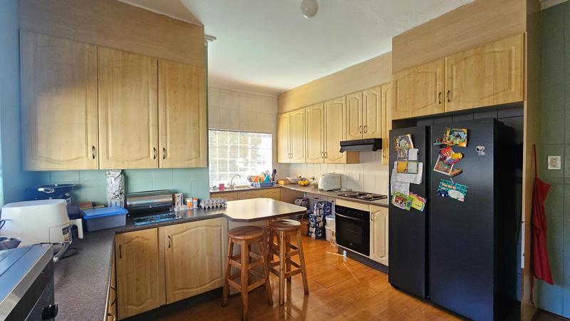 4 Bedroom Property for Sale in Cyrildene Gauteng