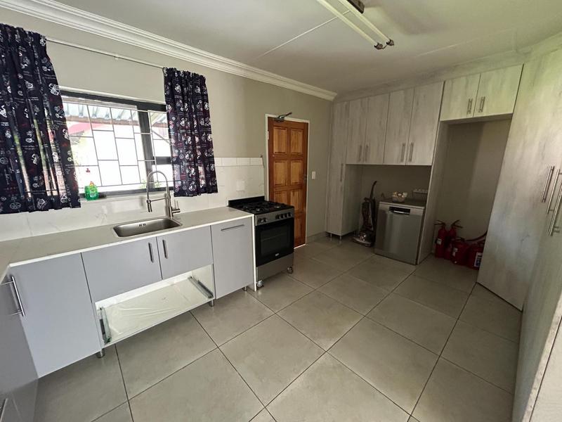 To Let 3 Bedroom Property for Rent in Rooihuiskraal Gauteng