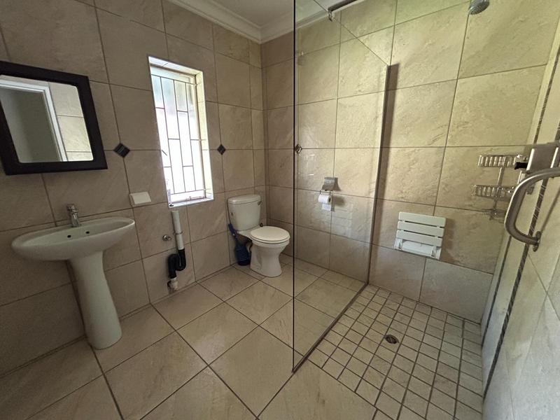 To Let 3 Bedroom Property for Rent in Rooihuiskraal Gauteng