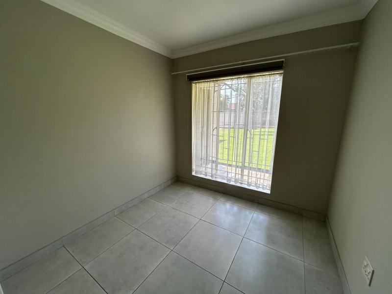 To Let 3 Bedroom Property for Rent in Rooihuiskraal Gauteng