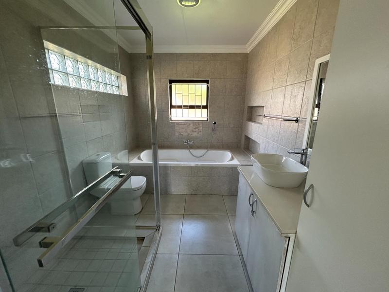 To Let 3 Bedroom Property for Rent in Rooihuiskraal Gauteng