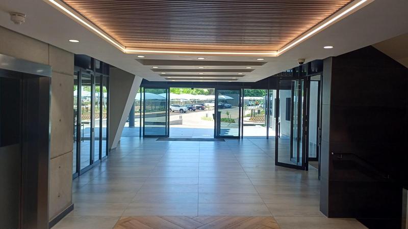 To Let Commercial Property for Rent in Die Hoewes Gauteng