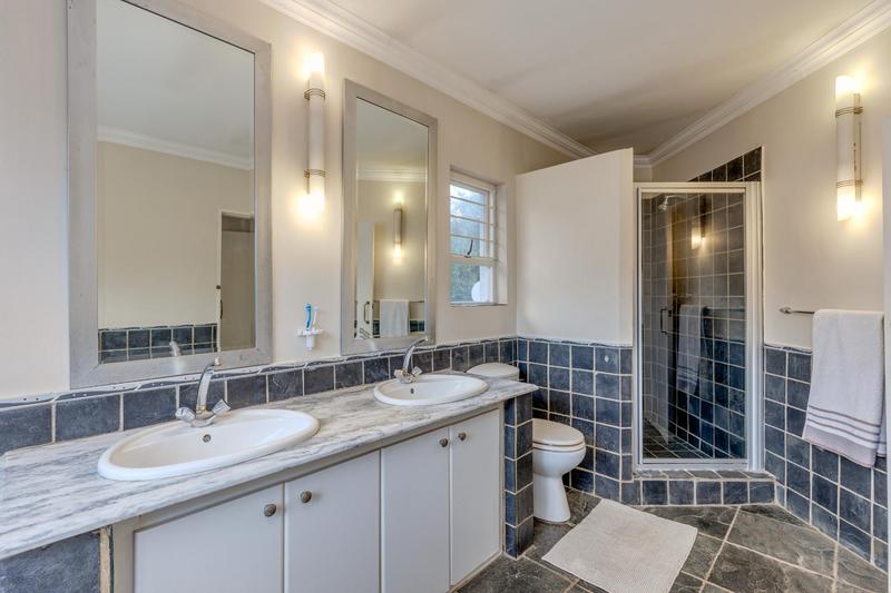 4 Bedroom Property for Sale in Fourways Gardens Gauteng