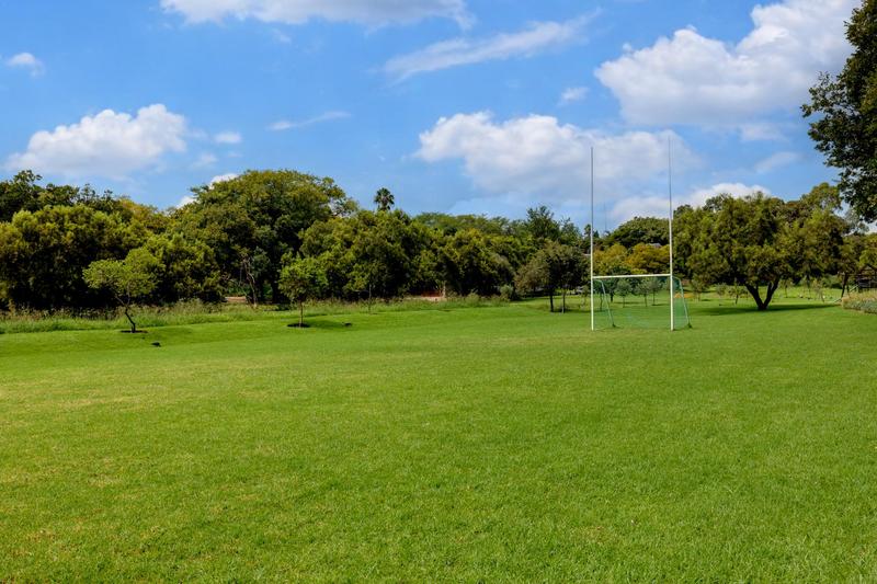 4 Bedroom Property for Sale in Fourways Gardens Gauteng