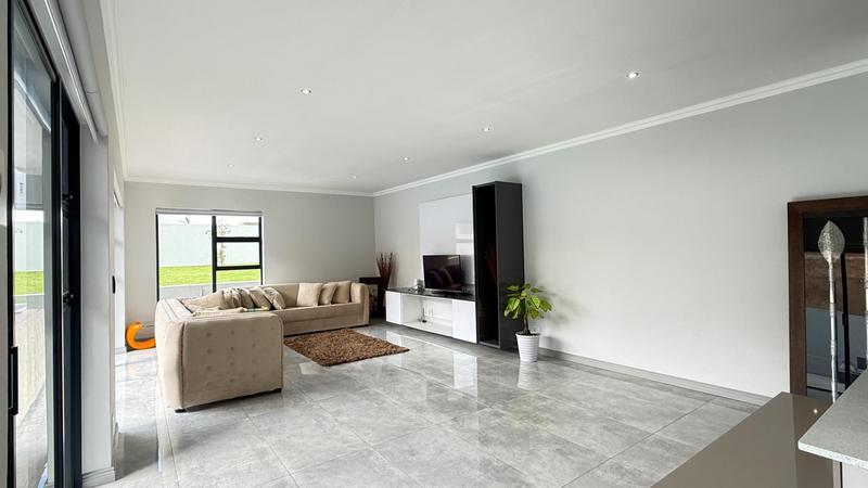 4 Bedroom Property for Sale in Midstream Heights Gauteng