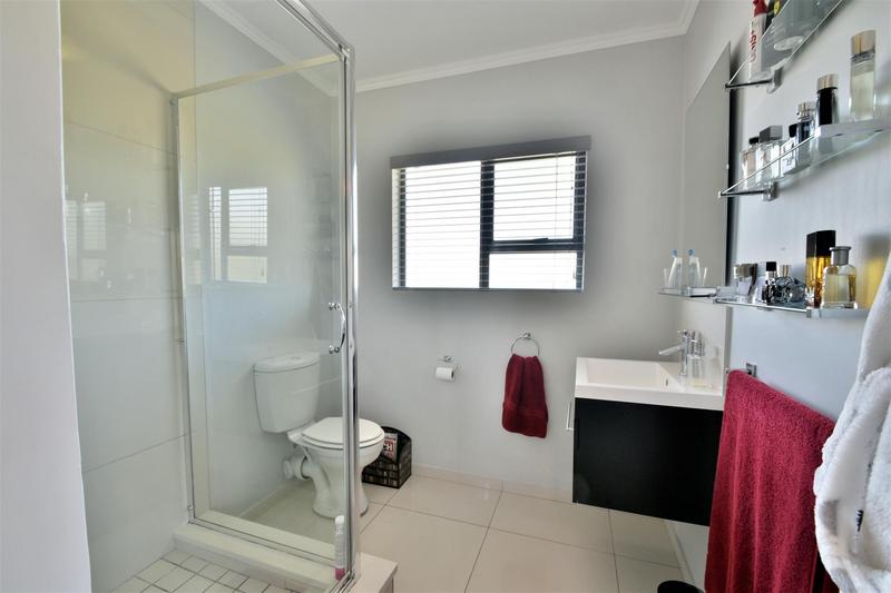 3 Bedroom Property for Sale in Glenvista Gauteng