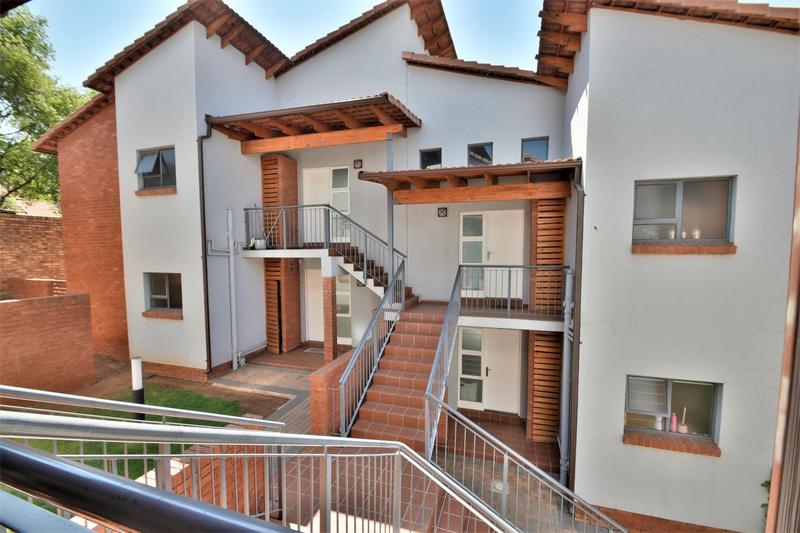 3 Bedroom Property for Sale in Glenvista Gauteng