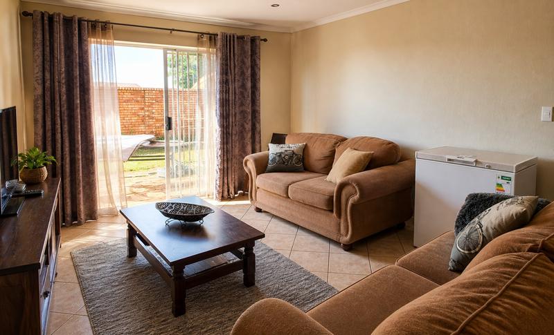 2 Bedroom Property for Sale in Elardus Park Gauteng