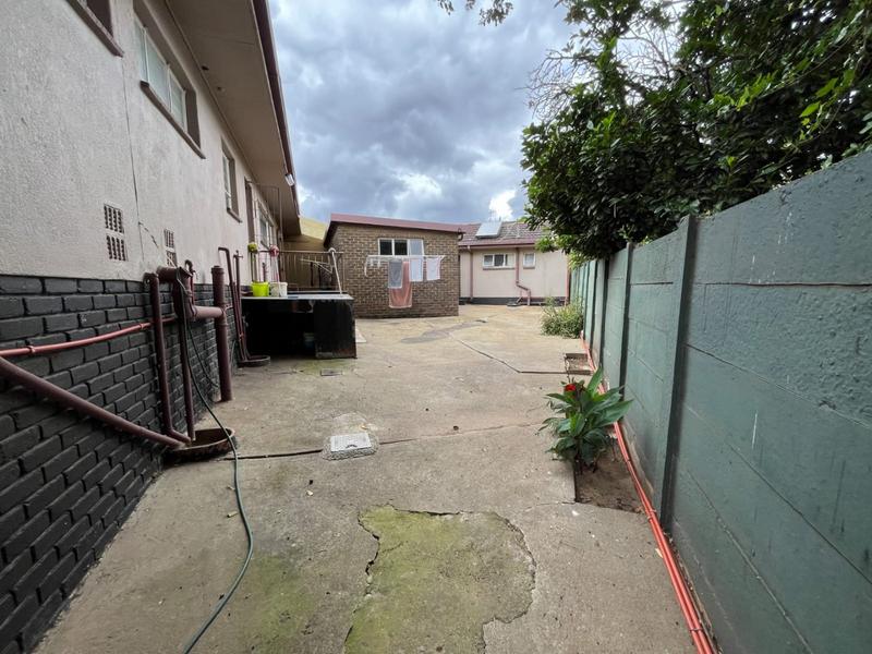 4 Bedroom Property for Sale in Greenhills Gauteng