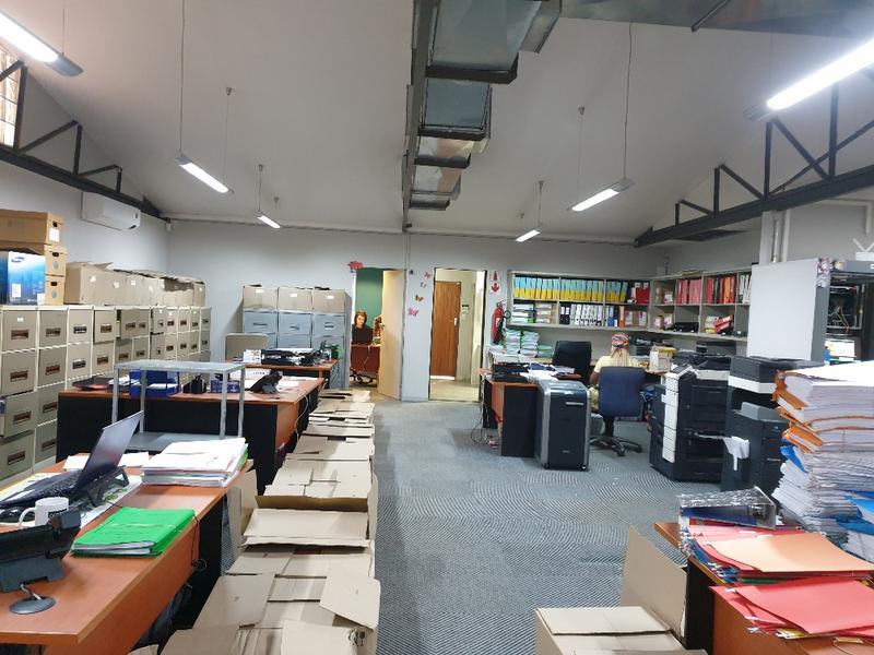 To Let Commercial Property for Rent in Rietondale Gauteng