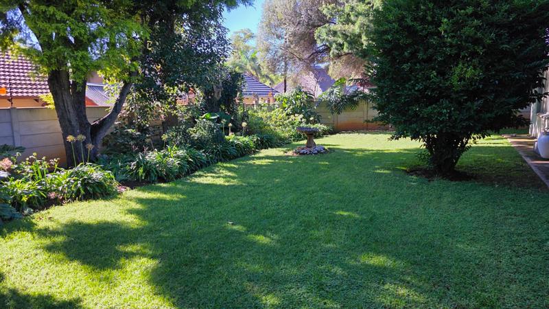 4 Bedroom Property for Sale in Strubensvallei Gauteng