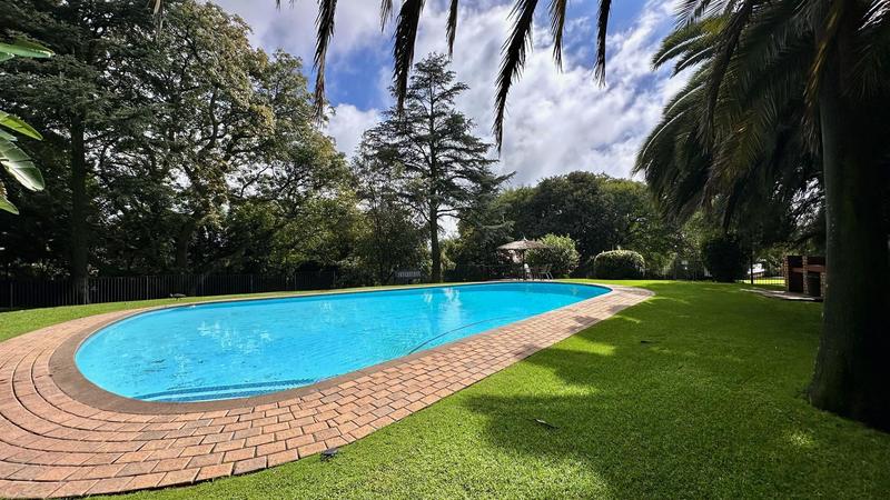 To Let 3 Bedroom Property for Rent in Sandhurst Gauteng