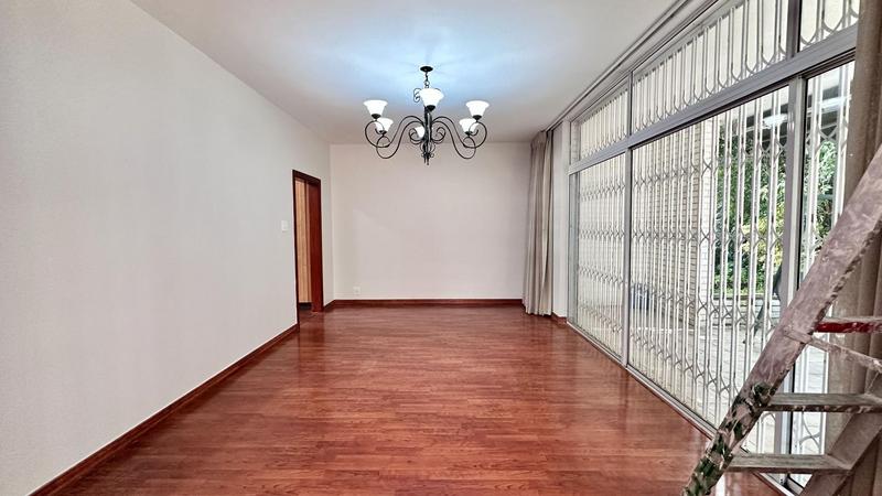 To Let 3 Bedroom Property for Rent in Sandhurst Gauteng