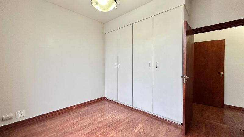 To Let 3 Bedroom Property for Rent in Sandhurst Gauteng
