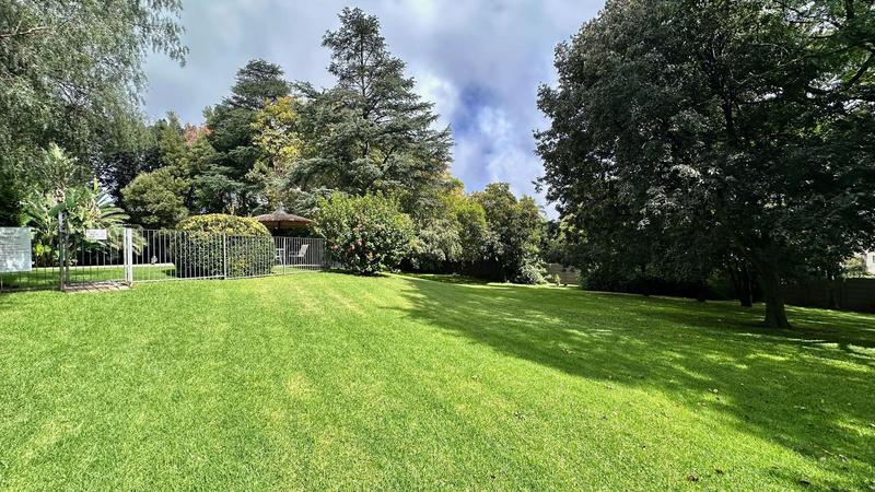 To Let 3 Bedroom Property for Rent in Sandhurst Gauteng