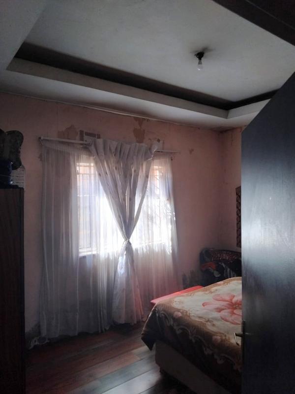 2 Bedroom Property for Sale in Thulani Gauteng