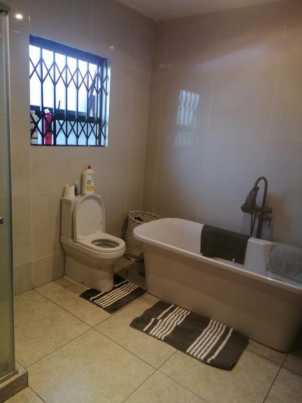 3 Bedroom Property for Sale in Protea Garden Gauteng